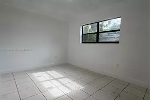 760 NE 131st St, North Miami, FL 33161 - Photo 7