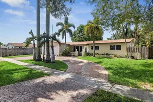 8431 Pasadena Blvd, Pembroke Pines, FL 33024 - Photo 1