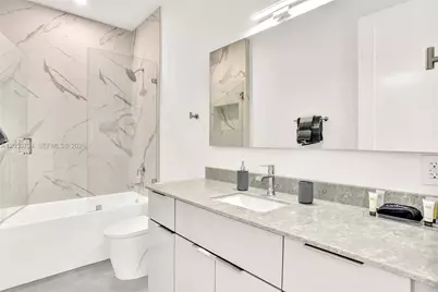 2100 Miami Rd #303, Fort Lauderdale, FL 33316 - Photo 29