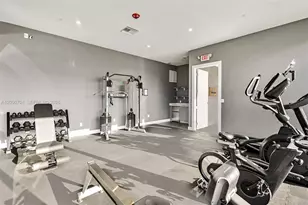 2100 Miami Rd, Fort Lauderdale, FL 33316 - Photo 39