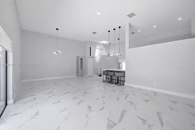 605 Leslie Dr, Hallandale Beach, FL 33009 - Photo 15