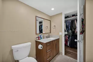 11290 NW 14th Ct, Pembroke Pines, FL 33026 - Photo 31