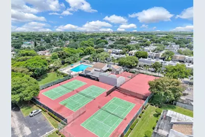 11290 NW 14th Ct, Pembroke Pines, FL 33026 - Photo 51
