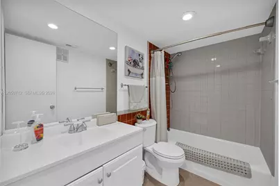 11290 NW 14th Ct, Pembroke Pines, FL 33026 - Photo 29