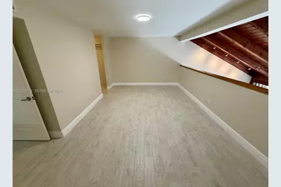 11250 NW 14th Ct, Pembroke Pines, FL 33026 - Photo 23
