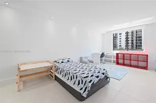 540 Brickell Key Dr, Miami, FL 33131 - Photo 13