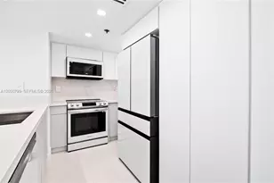 540 Brickell Key Dr, Miami, FL 33131 - Photo 3