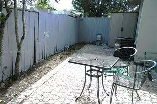 899 Crystal Lake Dr, Deerfield Beach, FL 33064 - Photo 15