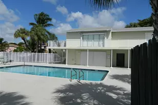 899 Crystal Lake Dr, Deerfield Beach, FL 33064 - Photo 17