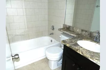 899 Crystal Lake Dr #899, Deerfield Beach, FL 33064 - Photo 13