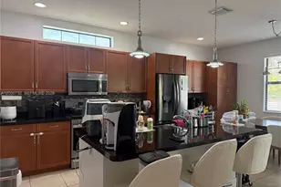 3260 NW 126th Ave, Sunrise, FL 33323 - Photo 9
