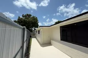 11952 SW 176th Terrace, Miami, FL 33177 - Photo 13