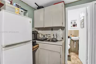1052 NW 25th Ave, Miami, FL 33125 - Photo 41