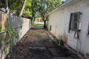 3555 SW 23rd St, Miami, FL 33145 - Photo 5