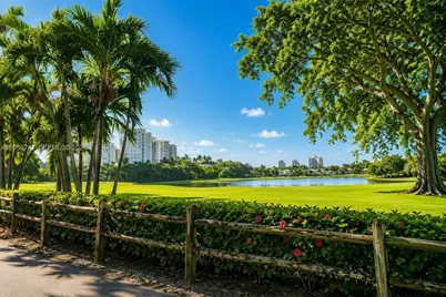 20000 E Country Club Dr #405, Aventura, FL 33180 - Photo 13