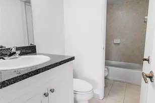 210 W Park Dr, Miami, FL 33172 - Photo 13