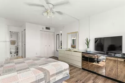 6900 Bay Dr #5C, Miami Beach, FL 33141 - Photo 17