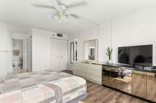 6900 Bay Dr, Miami Beach, FL 33141 - Photo 17