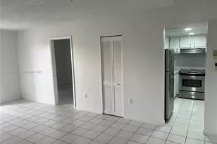 4715 NW 7th St, Miami, FL 33126 - Photo 7