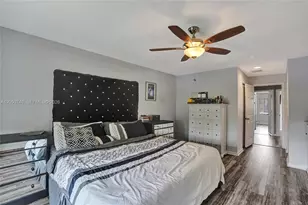 1363 Avon Ln, North Lauderdale, FL 33068 - Photo 21