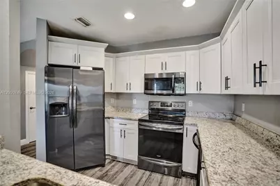 1363 Avon Ln, North Lauderdale, FL 33068 - Photo 15