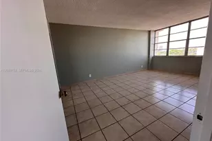 2025 NE 164th St, North Miami Beach, FL 33162 - Photo 31