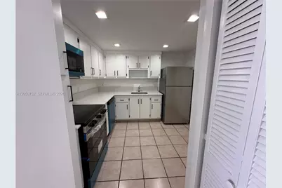 2025 NE 164th St #1008, North Miami Beach, FL 33162 - Photo 9