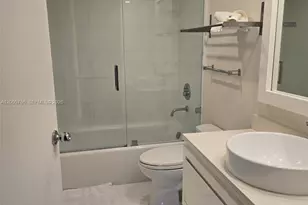 19999 E Country Club Dr, Aventura, FL 33180 - Photo 7