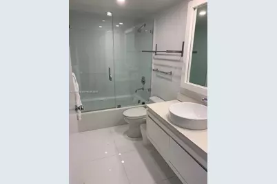 19999 E Country Club Dr #1407, Aventura, FL 33180 - Photo 23