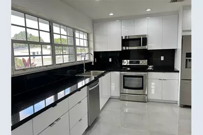 19522 NW 37th Ct, Miami Gardens, FL 33055 - Photo 5