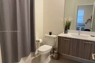 8031 NW 104th Ave, Doral, FL 33178 - Photo 25