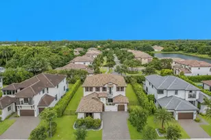 10702 SW 53rd St, Cooper City, FL 33328 - Photo 5