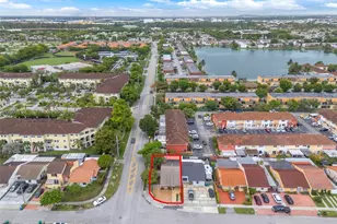10873 NW 1st Ln, Miami, FL 33172 - Photo 27