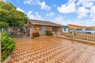 10873 NW 1st Ln, Miami, FL 33172 - Photo 3