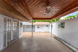 10873 NW 1st Ln, Miami, FL 33172 - Photo 23