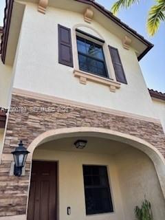 162 SE 33rd Terrace - 162 SE 33rd Terrace, Homestead, FL 33033 Luxury Property | Jose Angel Pina