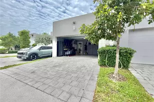 6415 NW 105th Ct, Doral, FL 33178 - Photo 15