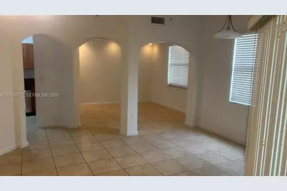 11401 NW 89th St #104, Doral, FL 33178 - Photo 5