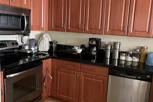 11401 NW 89th St, Doral, FL 33178 - Photo 5
