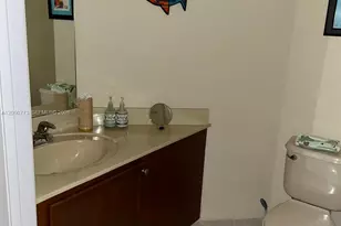 11401 NW 89th St, Doral, FL 33178 - Photo 15