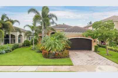 3694 Pleasant Springs, Naples, FL 34119 - Photo 1