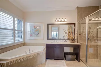 3694 Pleasant Springs, Naples, FL 34119 - Photo 11