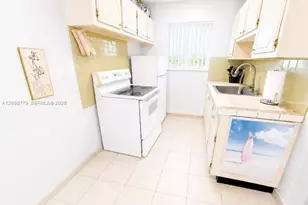 2145 Pierce St, Hollywood, FL 33020 - Photo 3