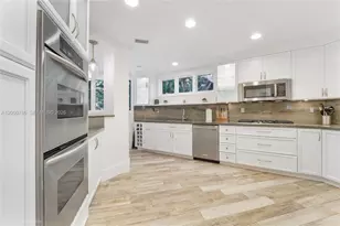 2449 S Bayshore Dr, Miami, FL 33133 - Photo 9
