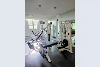 234 NE 3rd St #UPH09, Miami, FL 33132 - Photo 17