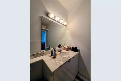 234 NE 3rd St #UPH09, Miami, FL 33132 - Photo 13