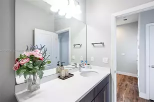 3944 Poinciana Ln, Hollywood, FL 33021 - Photo 23