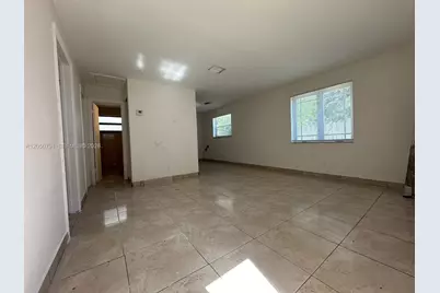 623 NW 9th Ave #3, Fort Lauderdale, FL 33311 - Photo 9