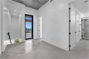 91 NW 27th St, Miami, FL 33127 - Photo 17
