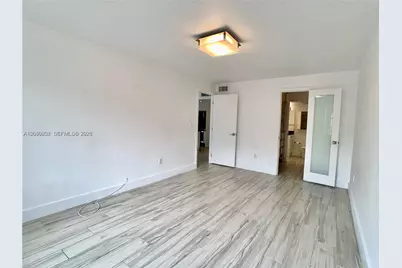 9360 Fontainebleau Blvd #212, Miami, FL 33172 - Photo 7